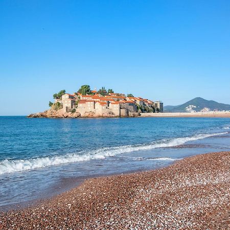 Montesan Luxury Apartment Beach Front Sveti Stefan Exterior foto