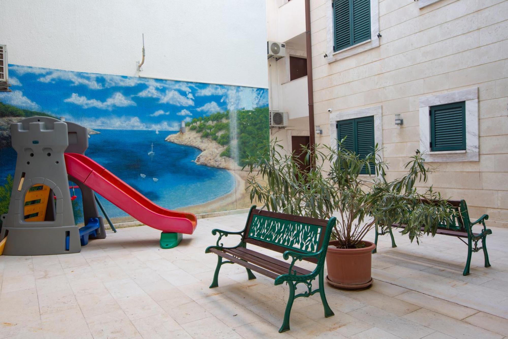Montesan Luxury Apartment Beach Front Sveti Stefan Exterior foto